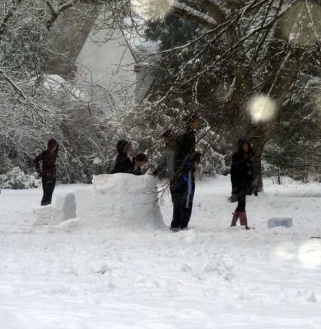 Building an igloo