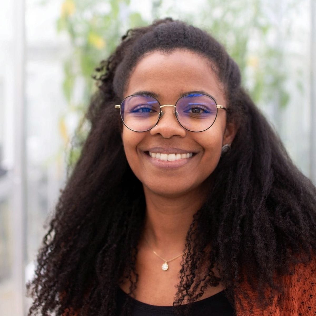 Mariana S. Artur: “I Always Wish I Had a Pocket-Sized Microscope”